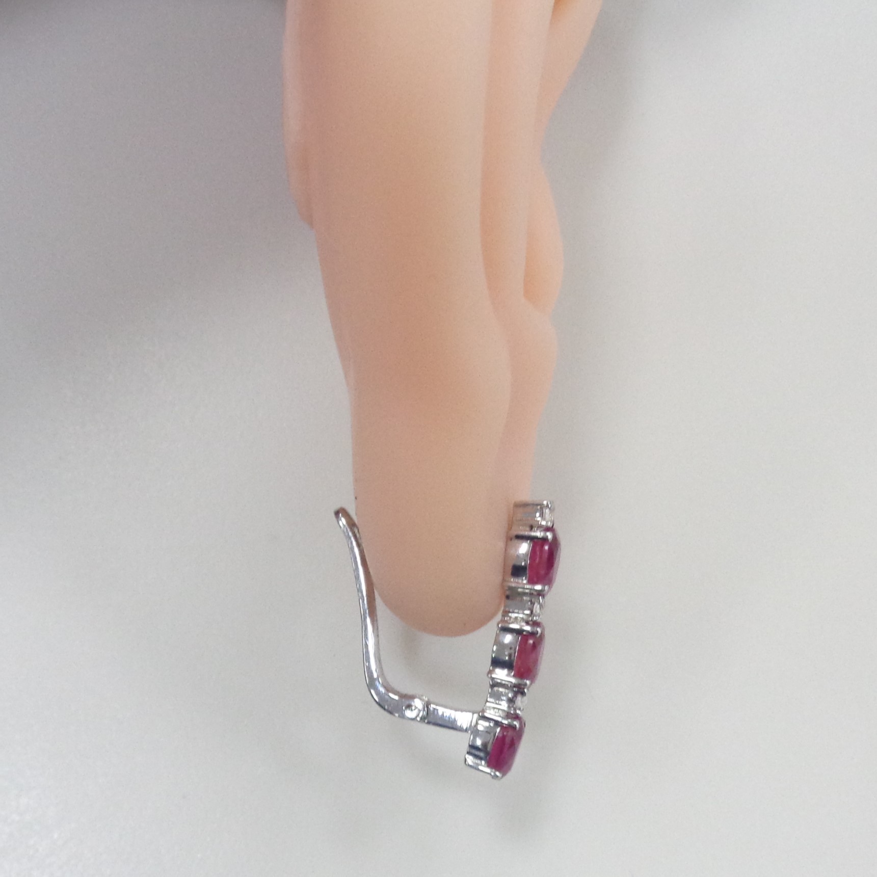 Серебряные серьги с рубинами